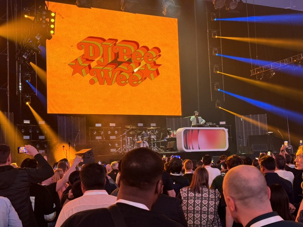 49C412F8 541C 411C 97B2 E3295E298819 1 105 c