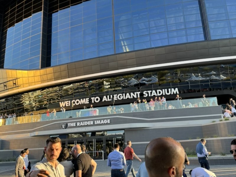 DE9638DB B627 45A1 BF51 CDDA9ED1DAF1 1 105 c