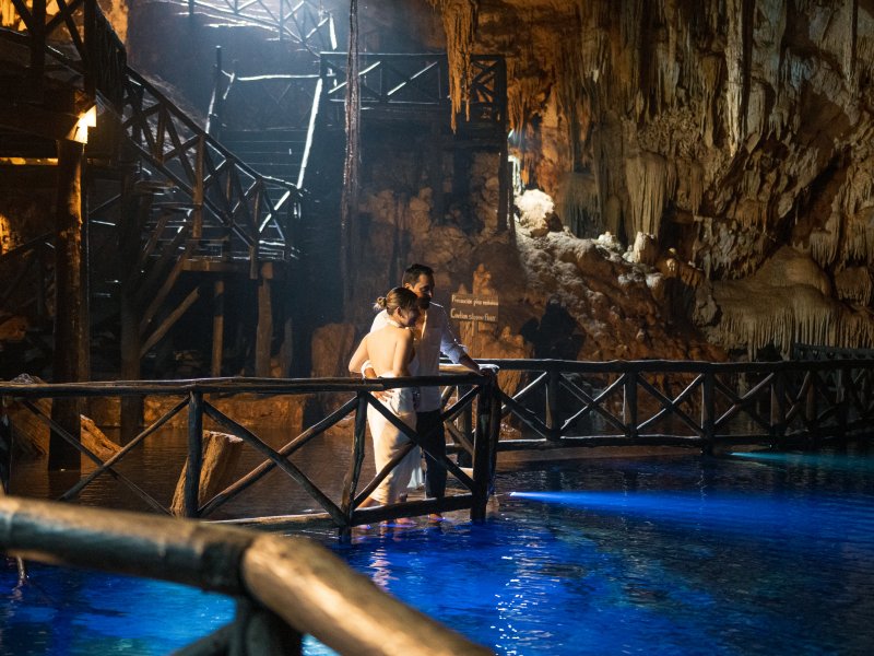 2 Regina y Carlos 150