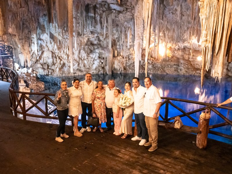 2 Regina y Carlos 76