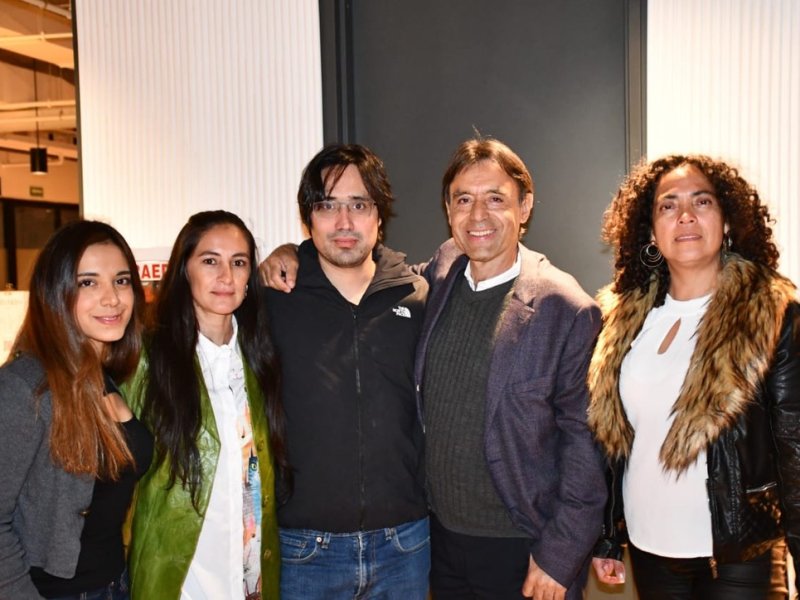 200EEF45 D534 4D48 BD96 EB89F2CECD3F 1 105 c