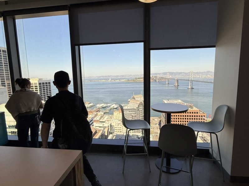 12D98B63 1940 4880 9039 77D66D5E4E16 1 105 c