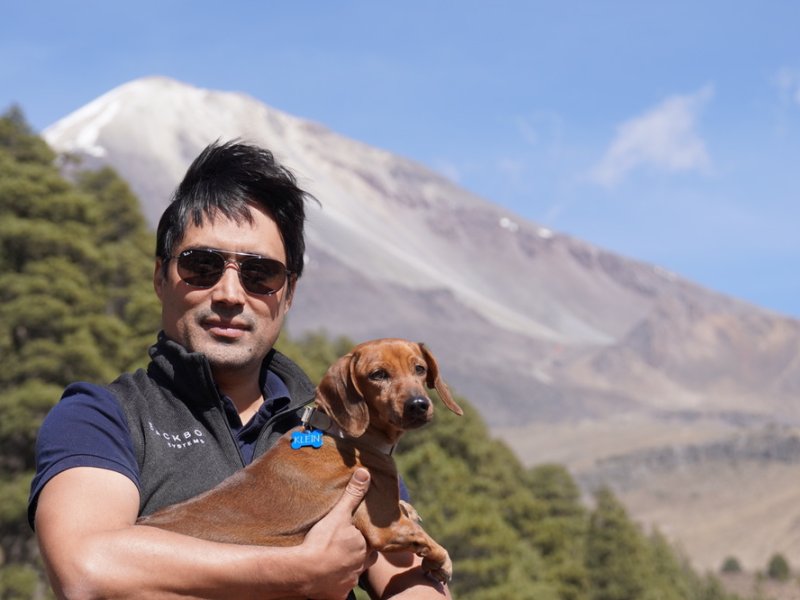 9541BDE6 0158 4E26 802C 9F2C0903B66B 1 105 c